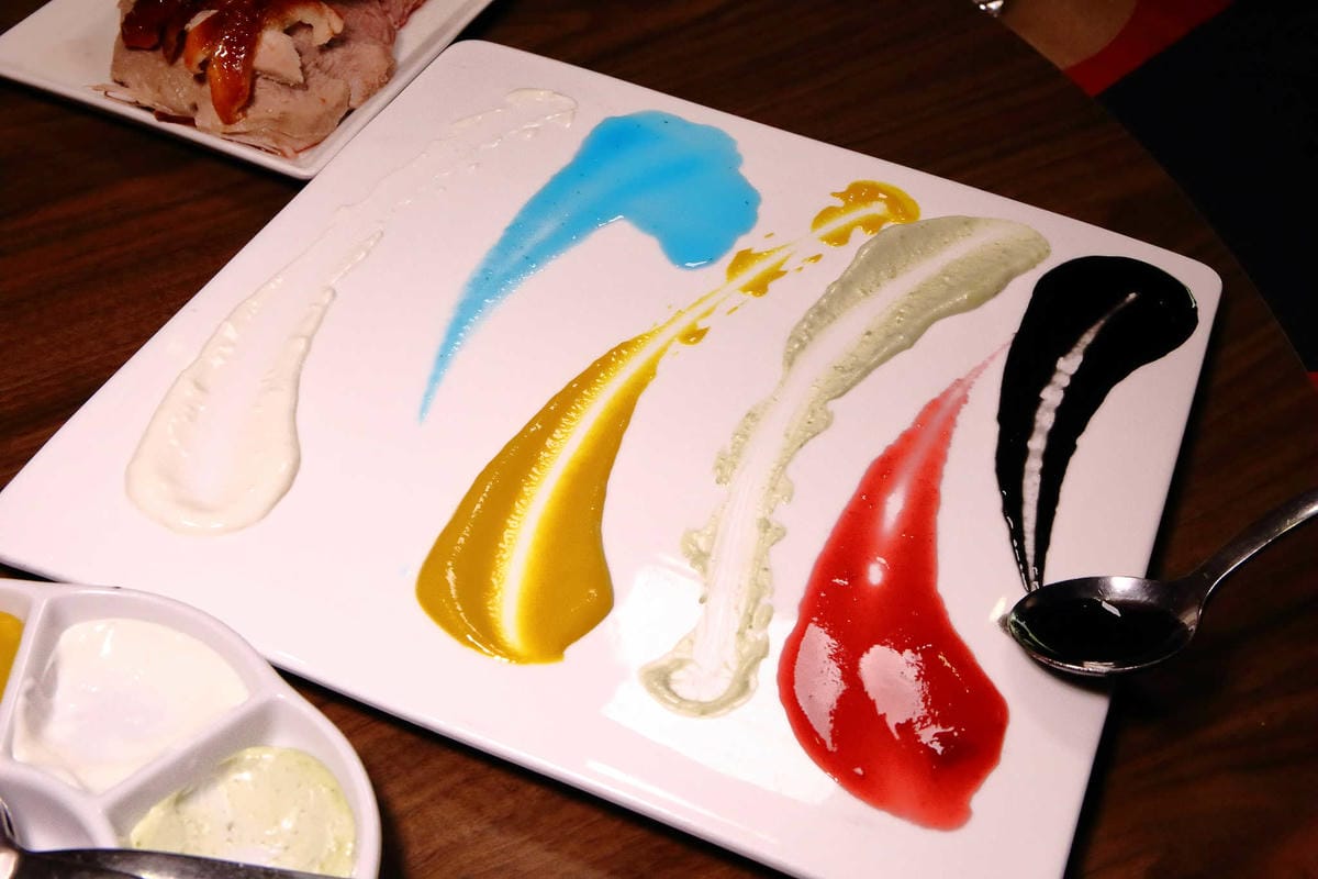 【食。台中】印月創意東方宴〜1鴨3吃新潮吃法！桌邊片鴨秀，皮脆肉嫩噴汁，創意美味，特色料理，來台中絕不能錯過的美食！