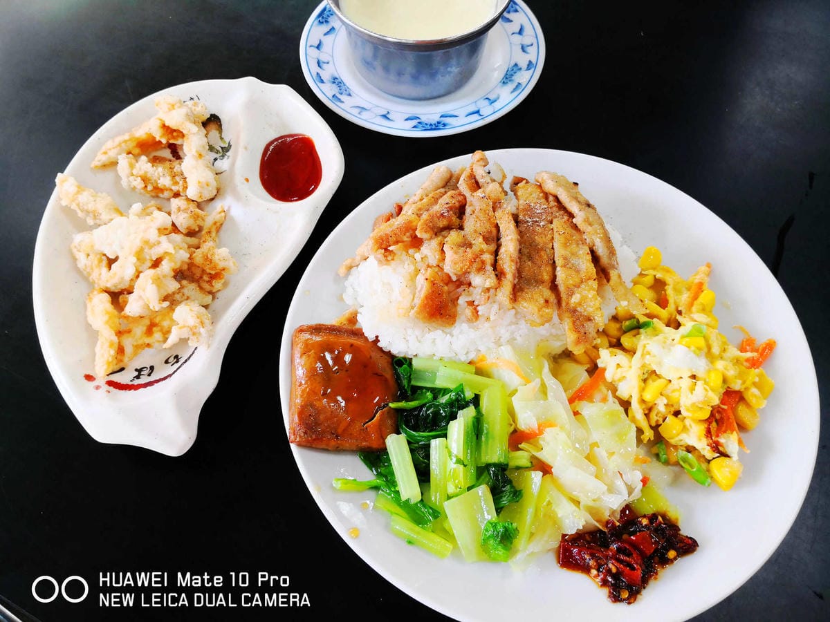 【食。中壢】來來中西式早餐店〜就是要吃早餐！在地人狂推薦平價多選擇，想吃漢堡還是古早味豬排飯？中西式早餐任你選！