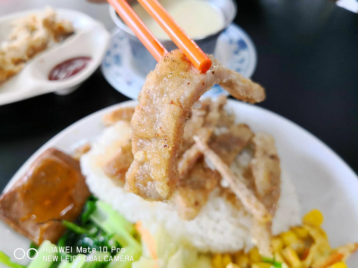 【食。中壢】來來中西式早餐店〜就是要吃早餐！在地人狂推薦平價多選擇，想吃漢堡還是古早味豬排飯？中西式早餐任你選！