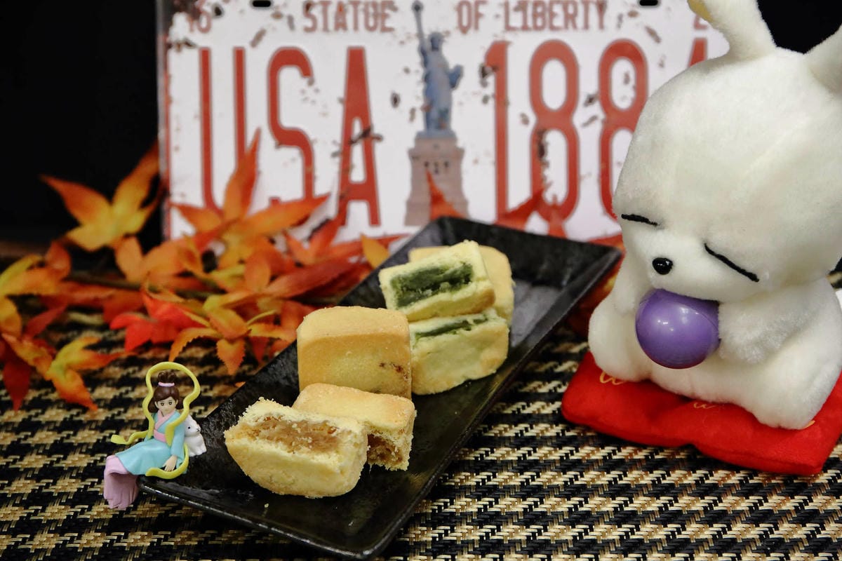 【台北伴手禮】港記酥皇•蓬萊摩沙〜20年口碑的伴手禮及團購甜點，中秋送禮自用兩相宜，翡翠綠豆糕每年賣出100萬顆，熱銷明星商品No.1！