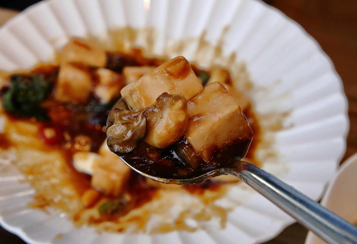 【食。宜蘭】好2食堂〜IG新打卡熱門點。熱炒店+網美店宜蘭必吃美食！沒有訂位吃不到的好味道！(寵物友善餐廳)