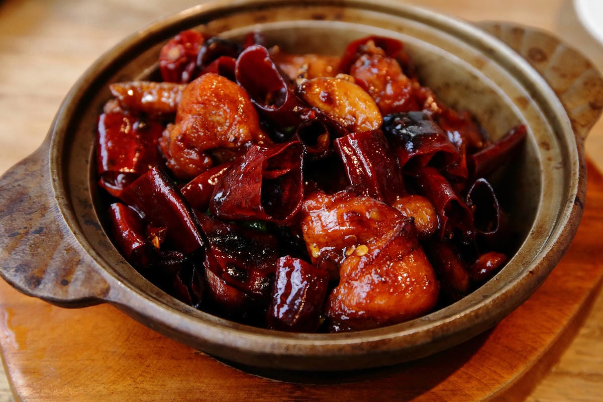 【食。宜蘭】好2食堂〜IG新打卡熱門點。熱炒店+網美店宜蘭必吃美食！沒有訂位吃不到的好味道！(寵物友善餐廳)