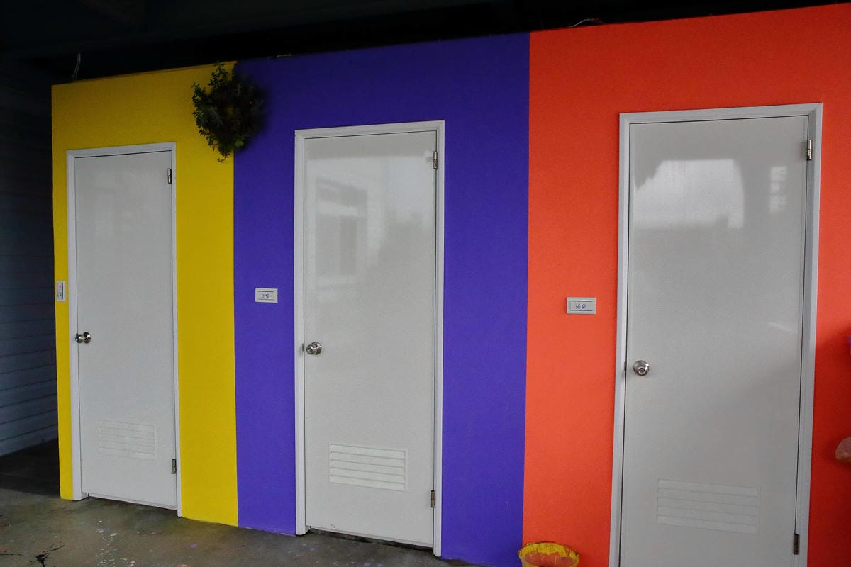 【宿。宜蘭】柚紫緣寵物友善民宿〜帶著毛小孩來去住一晚，毛孩們可以盡情奔跑、游泳戲水，擁有悠閒愜意的渡假氛圍