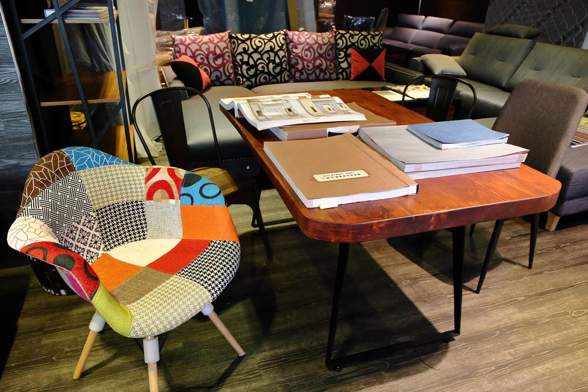 【新莊家具店推薦】億家具批發倉庫〜工廠直營、零售批發價‎、客