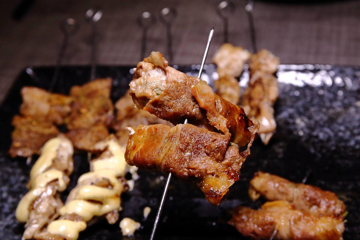 【食。萬華】串燒殿西門店〜平價串燒吃到飽首選！大口吃串燒不怕荷包大失血，不怕你點只怕你點到吃不下！