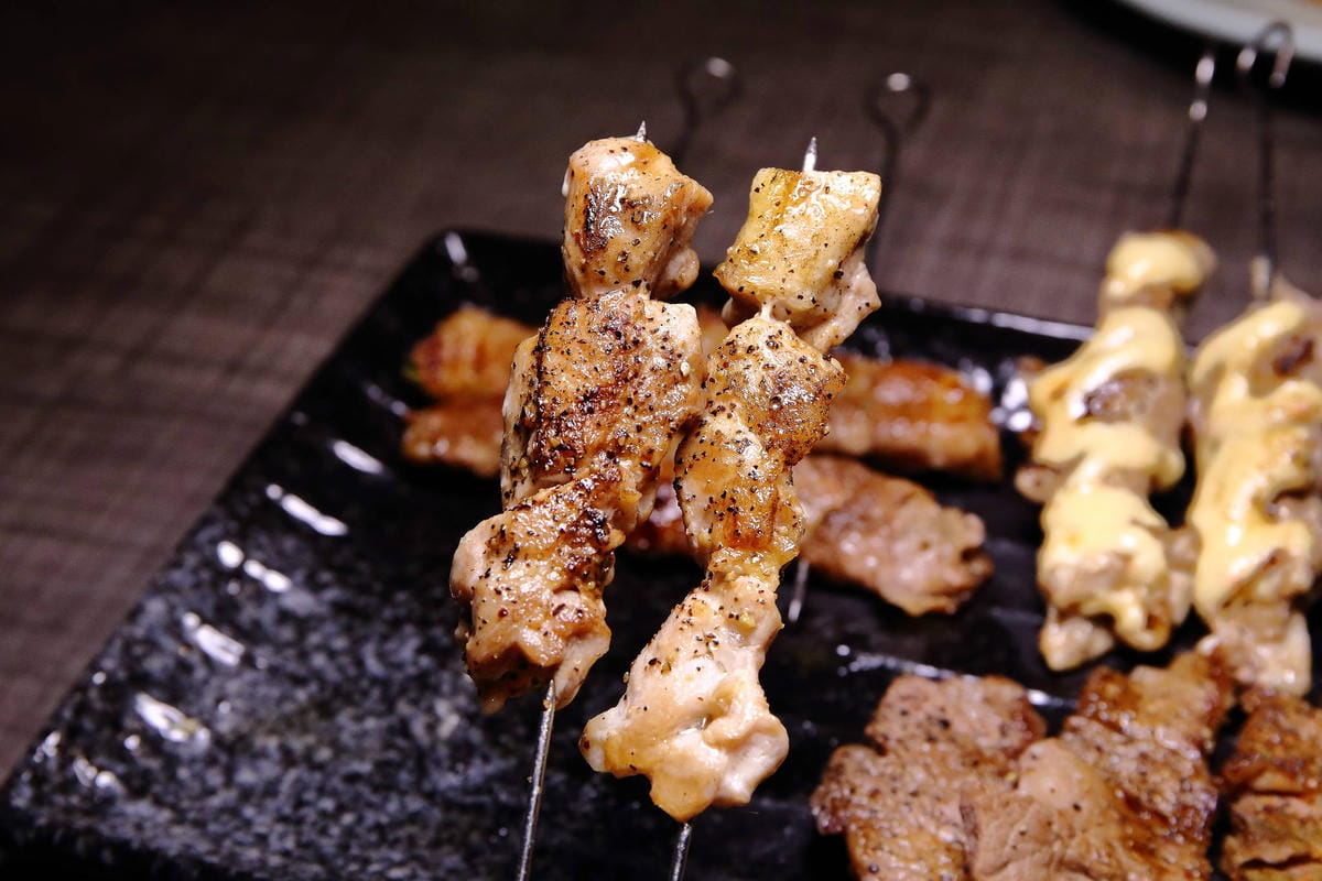 【食。萬華】串燒殿西門店〜平價串燒吃到飽首選！大口吃串燒不怕荷包大失血，不怕你點只怕你點到吃不下！