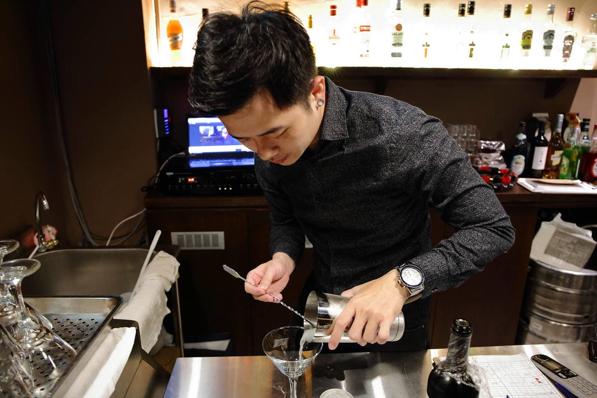 【食。萬華】串燒殿西門店〜平價串燒吃到飽首選！大口吃串燒不怕荷包大失血，不怕你點只怕你點到吃不下！