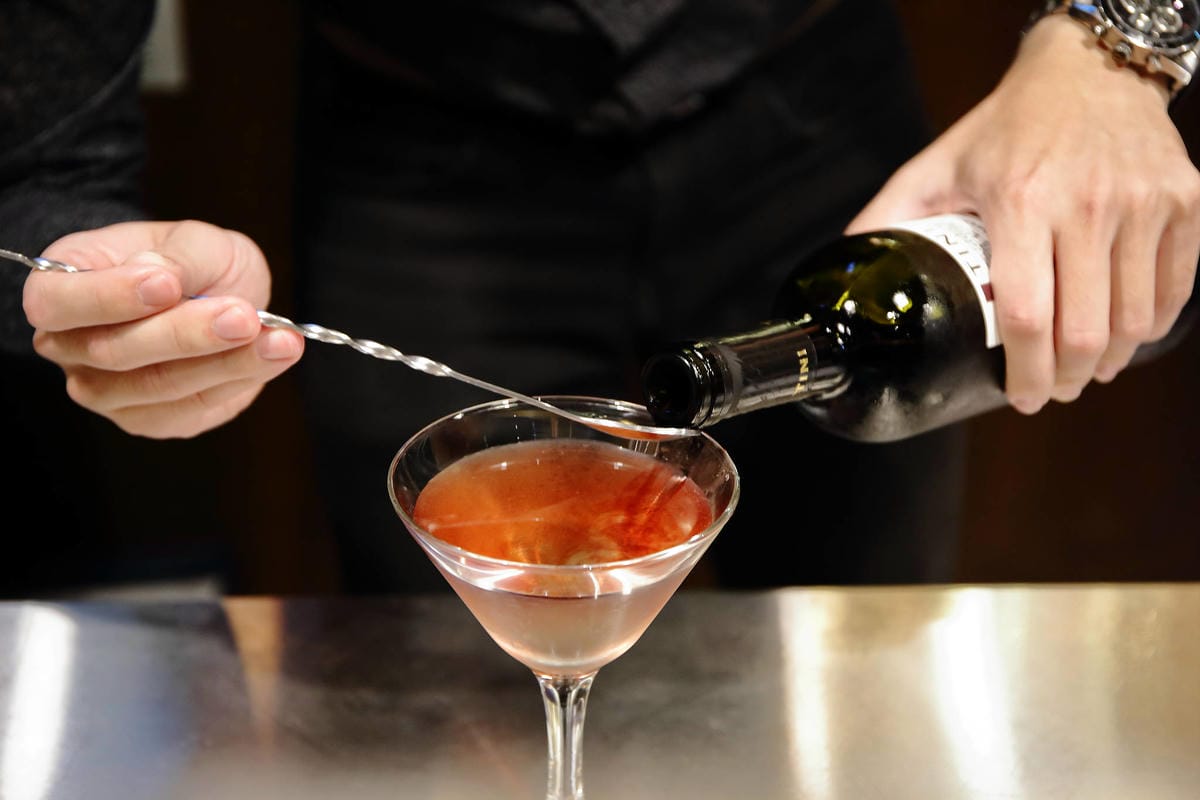 【食。萬華】串燒殿西門店〜平價串燒吃到飽首選！大口吃串燒不怕荷包大失血，不怕你點只怕你點到吃不下！