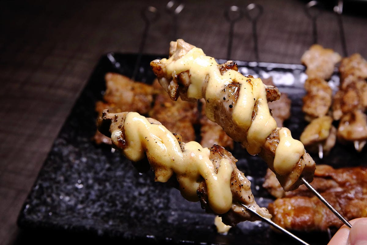 【食。萬華】串燒殿西門店〜平價串燒吃到飽首選！大口吃串燒不怕荷包大失血，不怕你點只怕你點到吃不下！