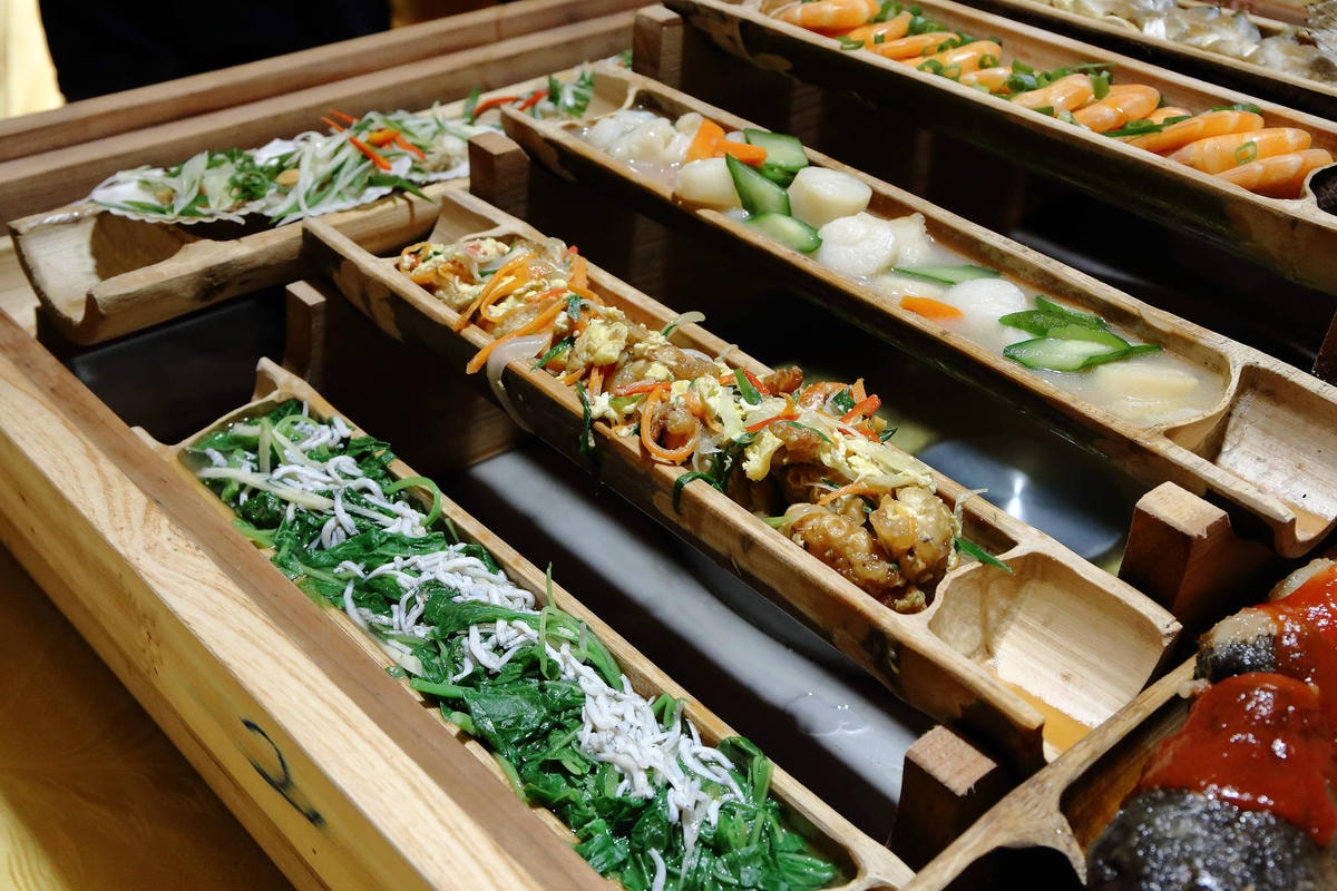 【食。中壢】龍岡蒸籠宴〜全台「古早味」蒸籠在桃園!12道料理每人不到五百元,海陸饗宴一次滿足(已歇業)