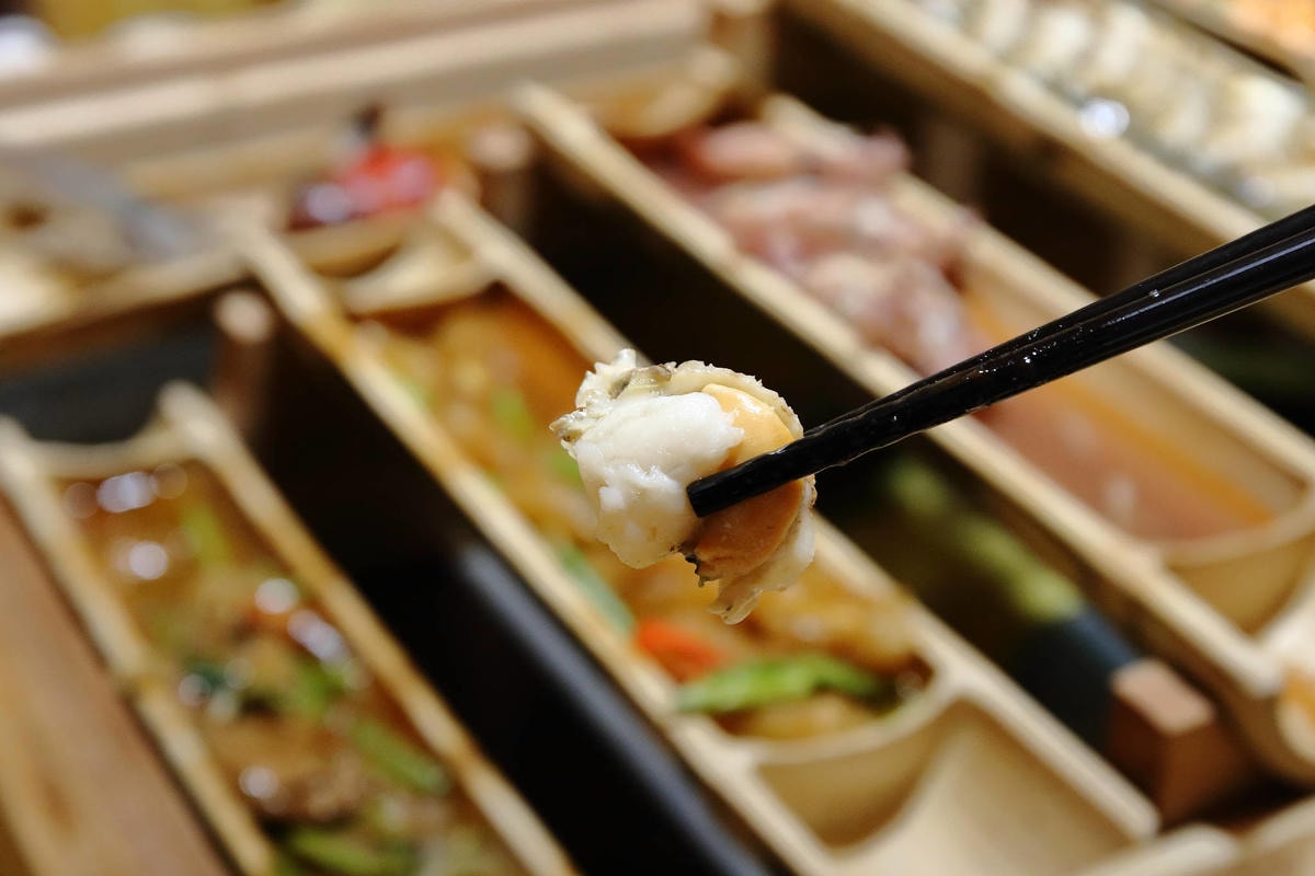 【食。中壢】龍岡蒸籠宴〜全台「古早味」蒸籠在桃園!12道料理每人不到五百元,海陸饗宴一次滿足(已歇業)