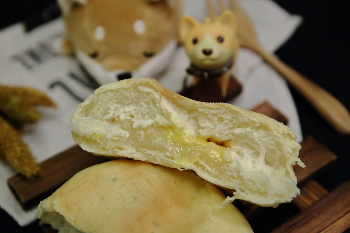 【食。新莊】許燕斌手作烘焙〜世界冠軍手作月餅陪你過中秋囉!經典伴手禮「岩炎手工餅」、「手工月餅」一次品嘗