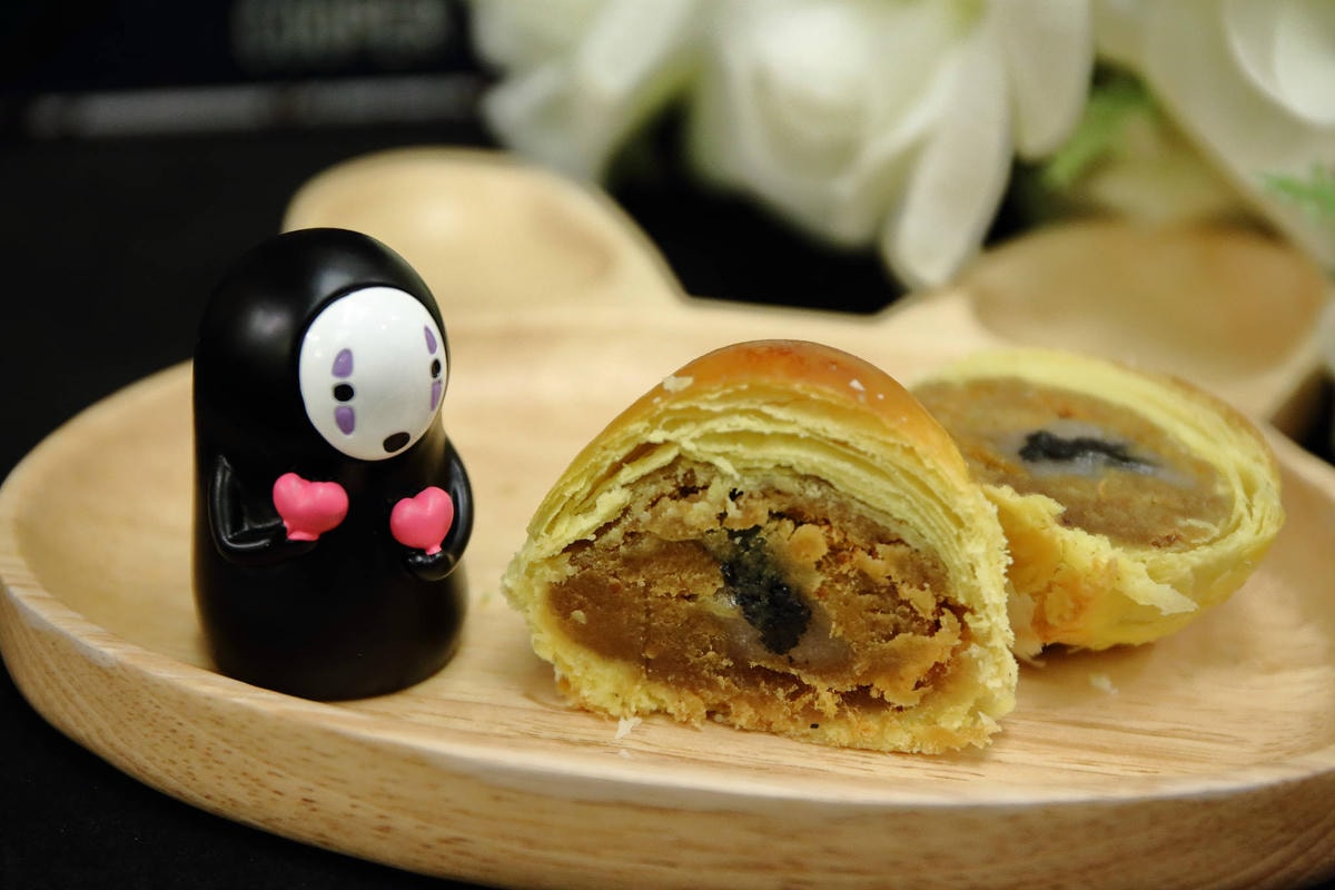 【食。新莊】許燕斌手作烘焙〜世界冠軍手作月餅陪你過中秋囉!經典伴手禮「岩炎手工餅」、「手工月餅」一次品嘗