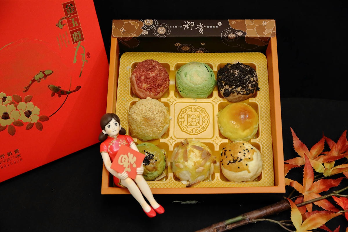 【食。新莊】許燕斌手作烘焙〜世界冠軍手作月餅陪你過中秋囉!經典伴手禮「岩炎手工餅」、「手工月餅」一次品嘗