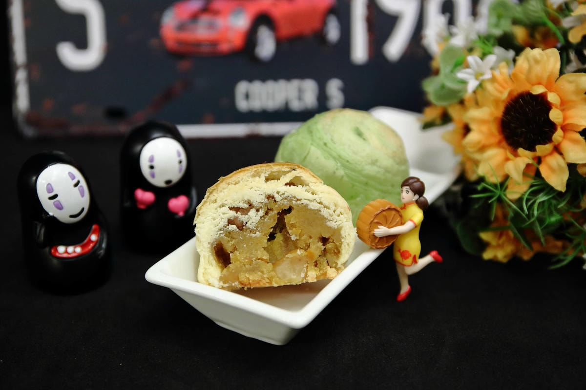 【食。新莊】許燕斌手作烘焙〜世界冠軍手作月餅陪你過中秋囉!經典伴手禮「岩炎手工餅」、「手工月餅」一次品嘗