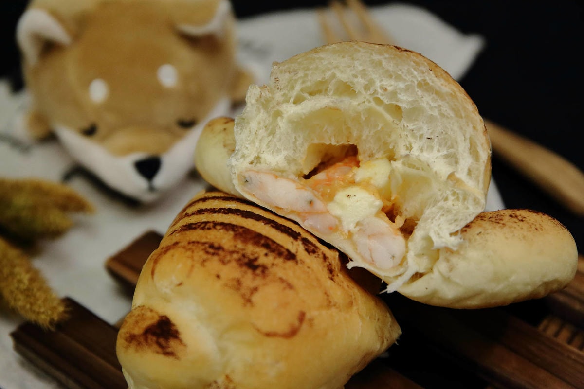 【食。新莊】許燕斌手作烘焙〜世界冠軍手作月餅陪你過中秋囉!經典伴手禮「岩炎手工餅」、「手工月餅」一次品嘗