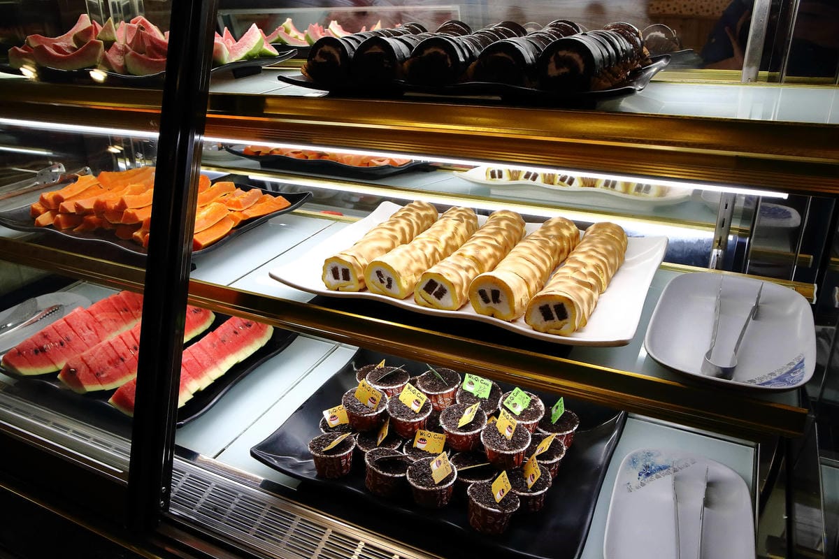 【食。楊梅】羊霸天下-楊梅總店〜老店重新開幕！在地人狂推的人氣火鍋店，羊肉爐/自助火鍋/吃到飽，羊筋羊髓道道入味，高C/P值無限吃到飽，一人只要$380！