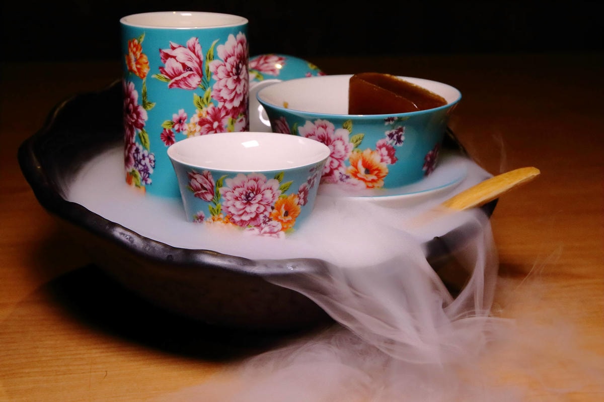 【食。桃園】端陽邀月複合式餐廳〜桃園聚會聚餐。專屬自己包廂,乾冰系調酒、中式套餐、火鍋,平價美食任你選,不噴錢的好氣氛餐廳