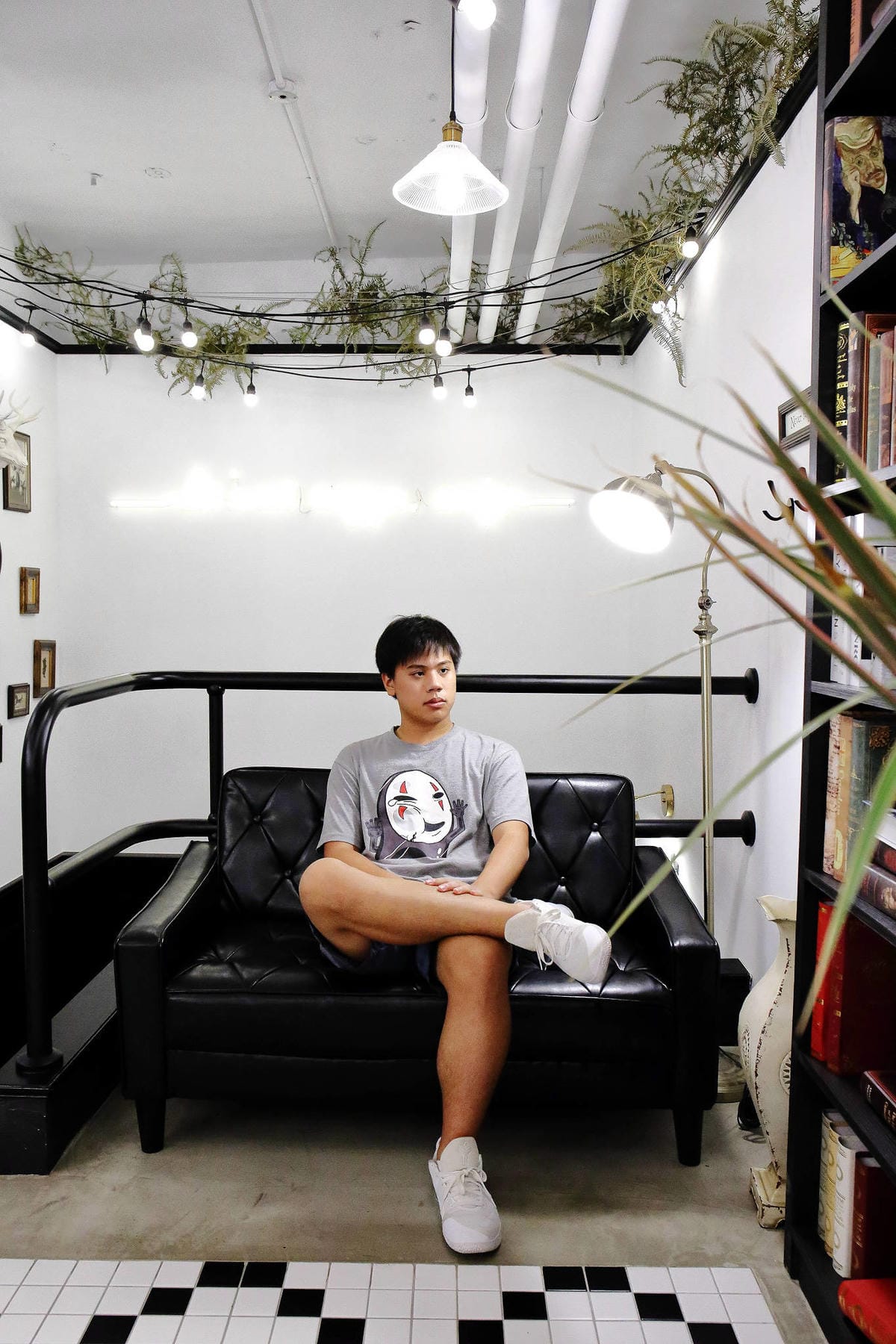 【食。板橋】武鶴 和牛火鍋 板橋館前〜板橋和牛火鍋推薦。「沒有最狂，只有更狂」，12OZ日本和牛+海鮮船只要2000多，吃過一次就回不去的好味道！