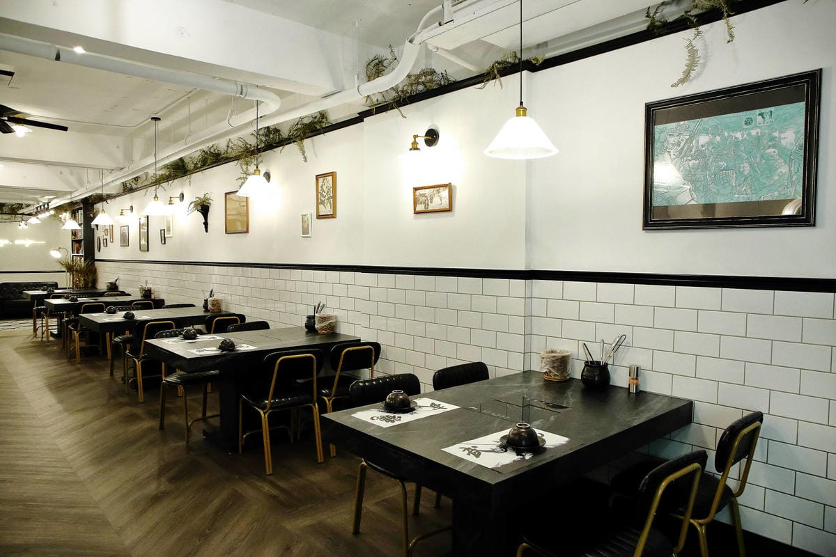 【食。板橋】武鶴 和牛火鍋 板橋館前〜板橋和牛火鍋推薦。「沒有最狂，只有更狂」，12OZ日本和牛+海鮮船只要2000多，吃過一次就回不去的好味道！