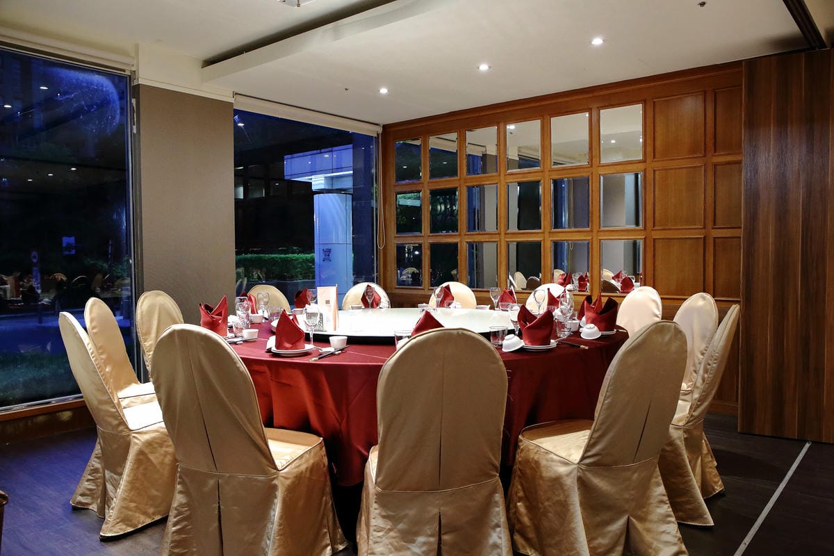 【食。內湖】饗來美食〜康寧生活會館內湖地區美食新選擇！中西式套餐、合菜任你選！