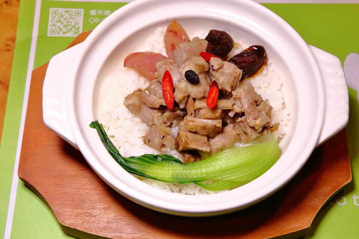 【食。內湖】饗來美食〜康寧生活會館內湖地區美食新選擇！中西式套餐、合菜任你選！