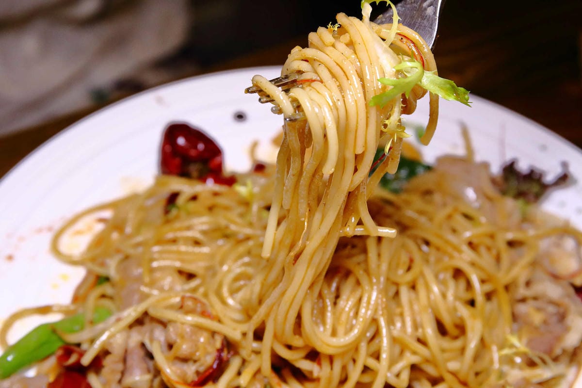 【食。三重】A-LI 阿理義式廚房〜三重巷弄美食。型男主廚及道地義大利麵，征服你的胃！