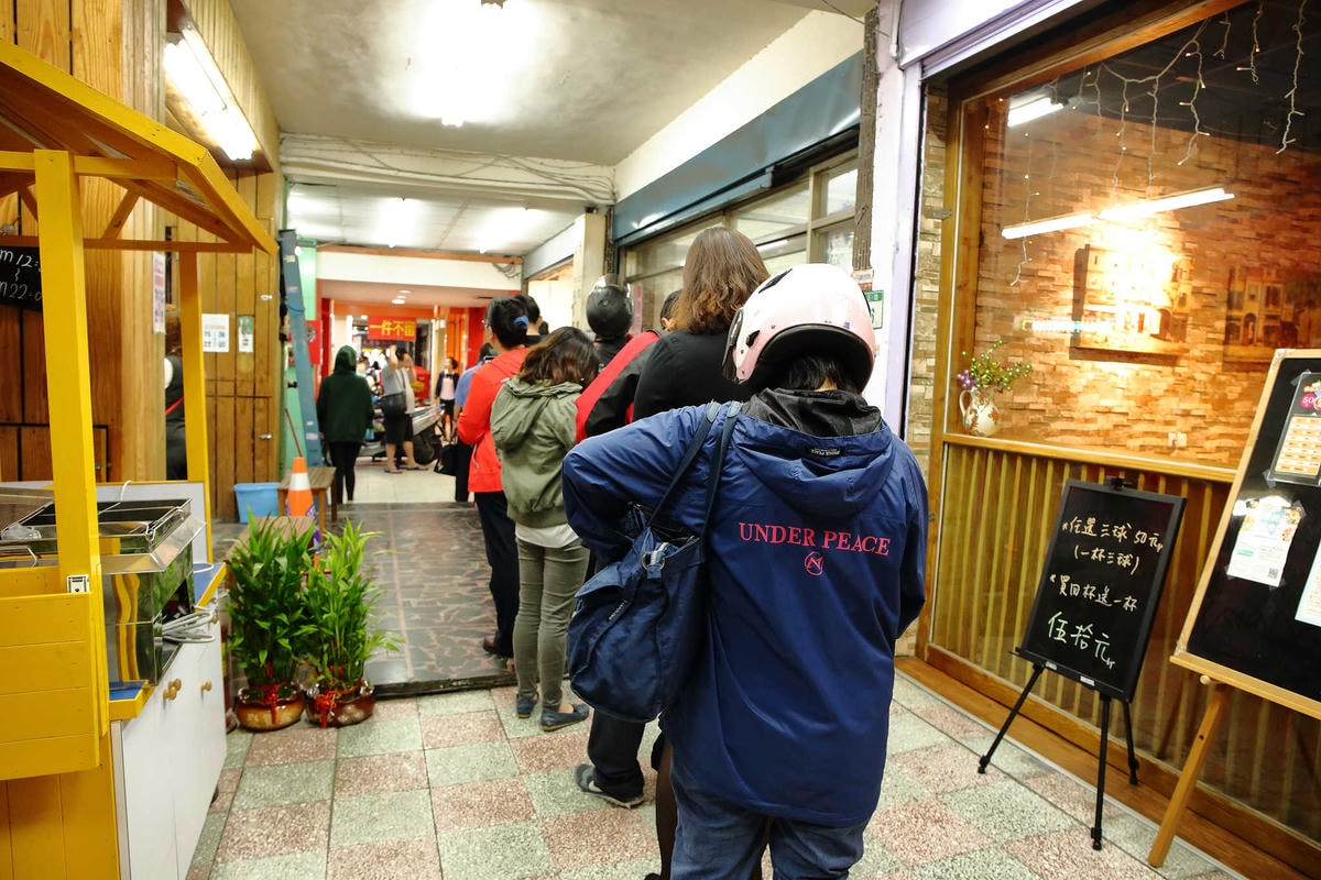 【食。桃園】台中楊大腸蚵仔蝦仁麵線-桃園中正店〜台南超浮誇「痛風系龍蝦麵線」來桃園啦!天使紅蝦鋪滿滿,不吃對不起自己的胃(已歇業)