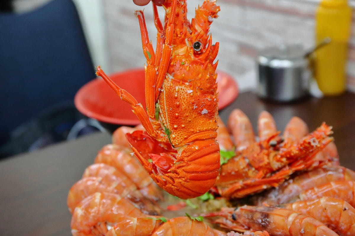 【食。桃園】台中楊大腸蚵仔蝦仁麵線-桃園中正店〜台南超浮誇「痛風系龍蝦麵線」來桃園啦!天使紅蝦鋪滿滿,不吃對不起自己的胃(已歇業)