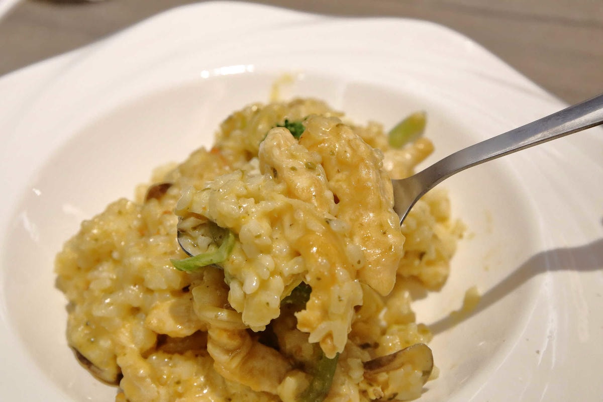 【食。新莊】公主病義大利餐廳〜新莊義式料理吃到飽。新一代網美聚集地,義大利麵、披薩、甜點無限享用,只要359起CP破表!