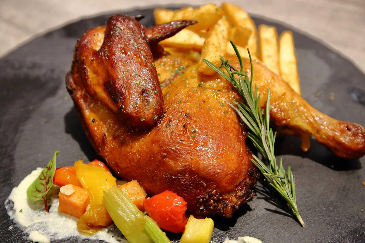 【食。新莊】公主病義大利餐廳〜新莊義式料理吃到飽。新一代網美聚集地,義大利麵、披薩、甜點無限享用,只要359起CP破表!