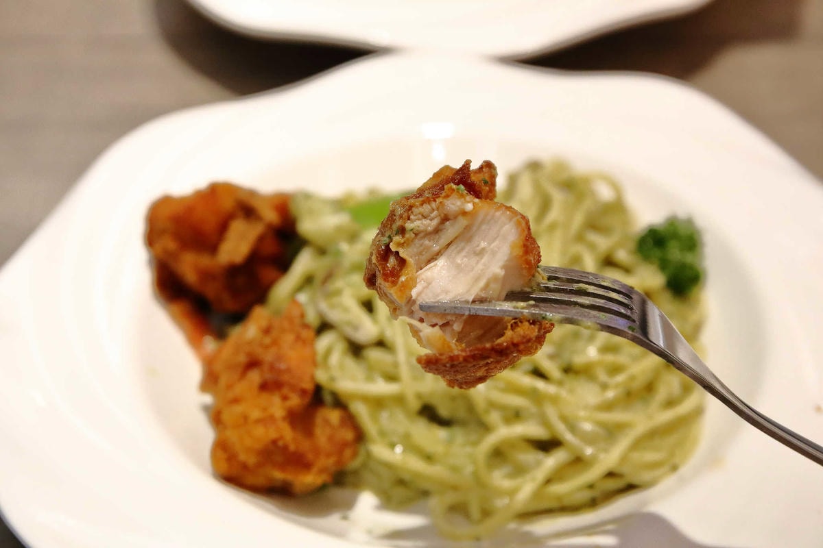 【食。新莊】公主病義大利餐廳〜新莊義式料理吃到飽。新一代網美聚集地,義大利麵、披薩、甜點無限享用,只要359起CP破表!