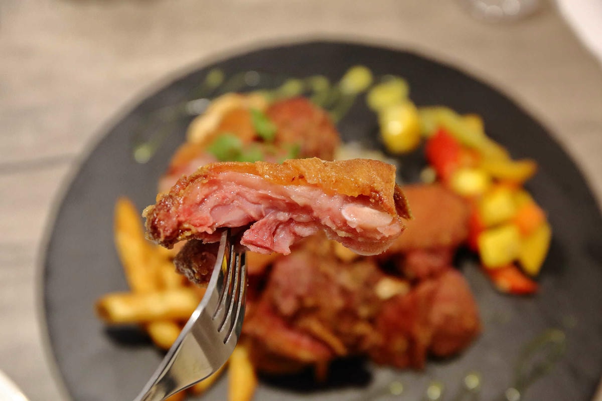 【食。新莊】公主病義大利餐廳〜新莊義式料理吃到飽。新一代網美聚集地,義大利麵、披薩、甜點無限享用,只要359起CP破表!