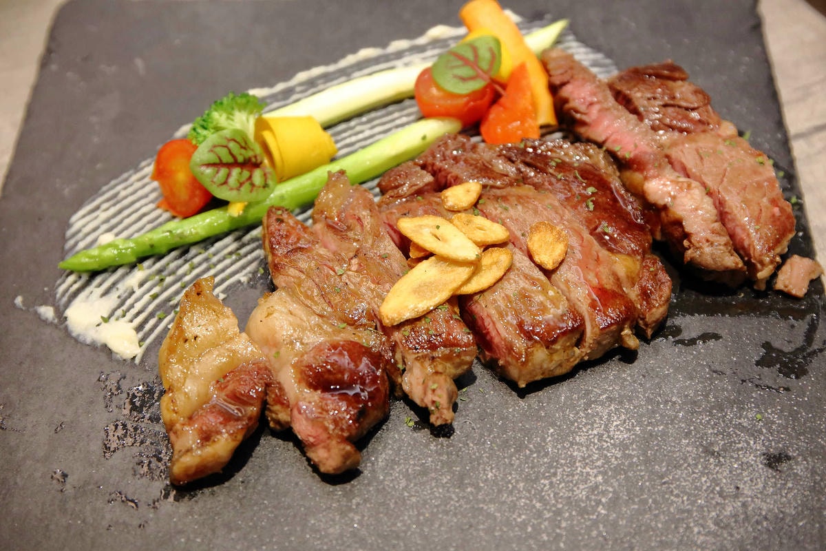 【食。新莊】公主病義大利餐廳〜新莊義式料理吃到飽。新一代網美聚集地,義大利麵、披薩、甜點無限享用,只要359起CP破表!