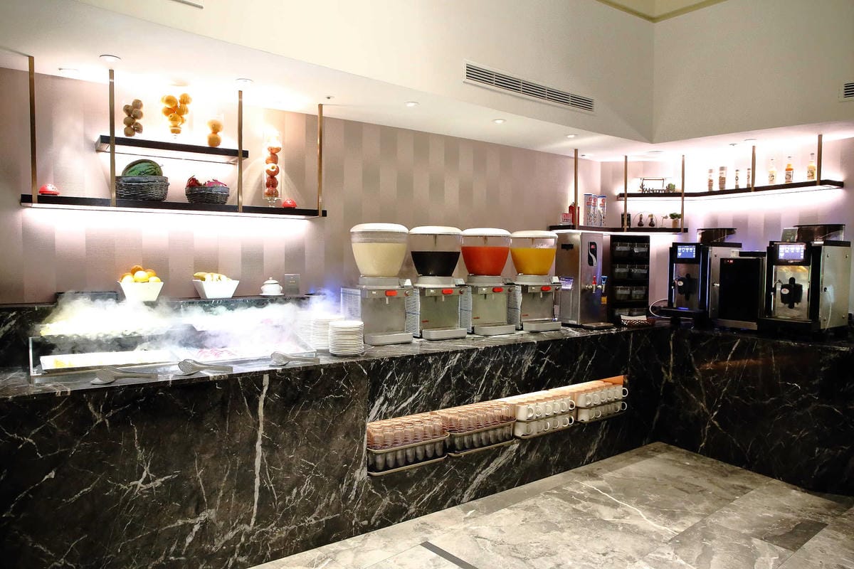 【食。台北】王朝大酒店SUNNY BUFFET〜耗資億元全新打造，CP值超高吃到飽Buffet，生日爽爽呷好料，當日壽星免費！