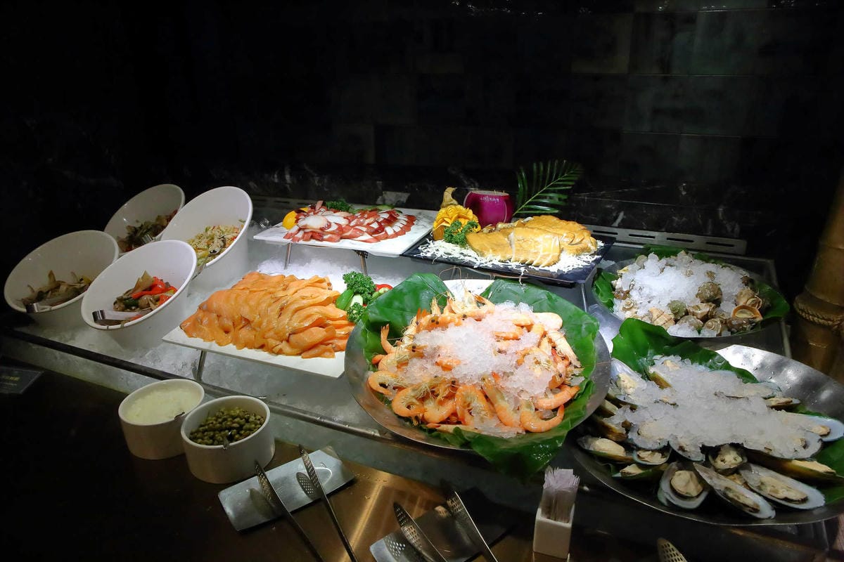 【食。台北】王朝大酒店SUNNY BUFFET〜耗資億元全新打造，CP值超高吃到飽Buffet，生日爽爽呷好料，當日壽星免費！