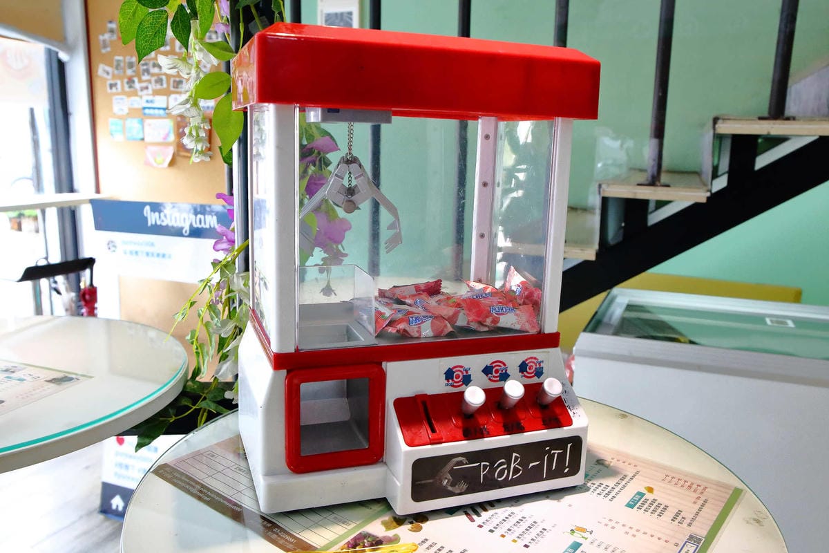 【食。蘆竹】榕樹下璞味綿綿冰〜桃園古早味冰品推薦。綿綿冰+網美最愛花牆，IG打卡必拍，吃冰也要浪漫的吃！(已歇業)