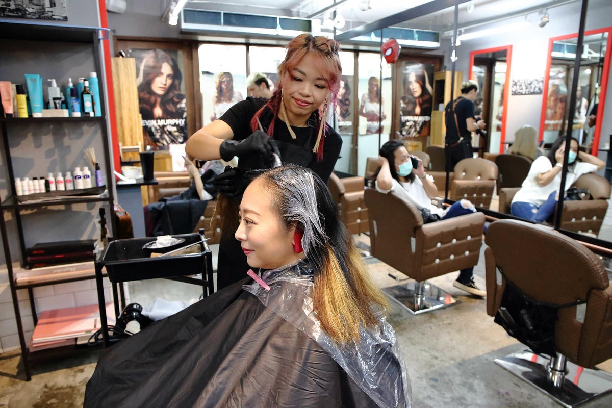 【髮。台北】A’mour Hair Salon〜台北染髮燙髮護髮。秋冬換新色!專業染護超親民價格,一起變美吧!