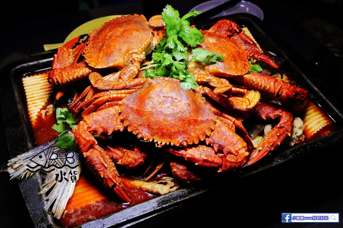 【食。中和】水貨炭火烤魚中和店〜超人氣排隊美食!免搭飛機就能吃到來自重慶萬州炭火烤魚,饕客注意萬里蟹來了!