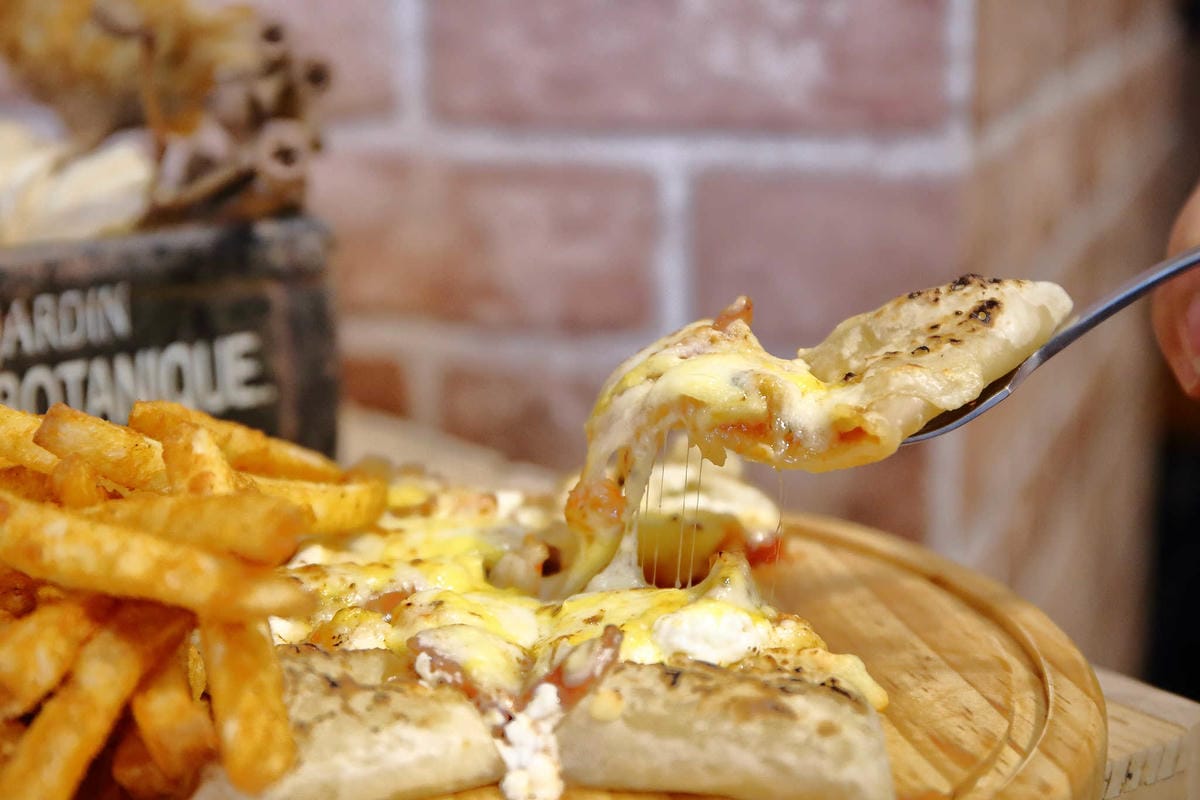 【食。桃園】SamCoffee山姆咖啡〜精緻手工甜點+療癒拉花，尋找工業風咖啡館，享受令人驚豔的美味！(已歇業)