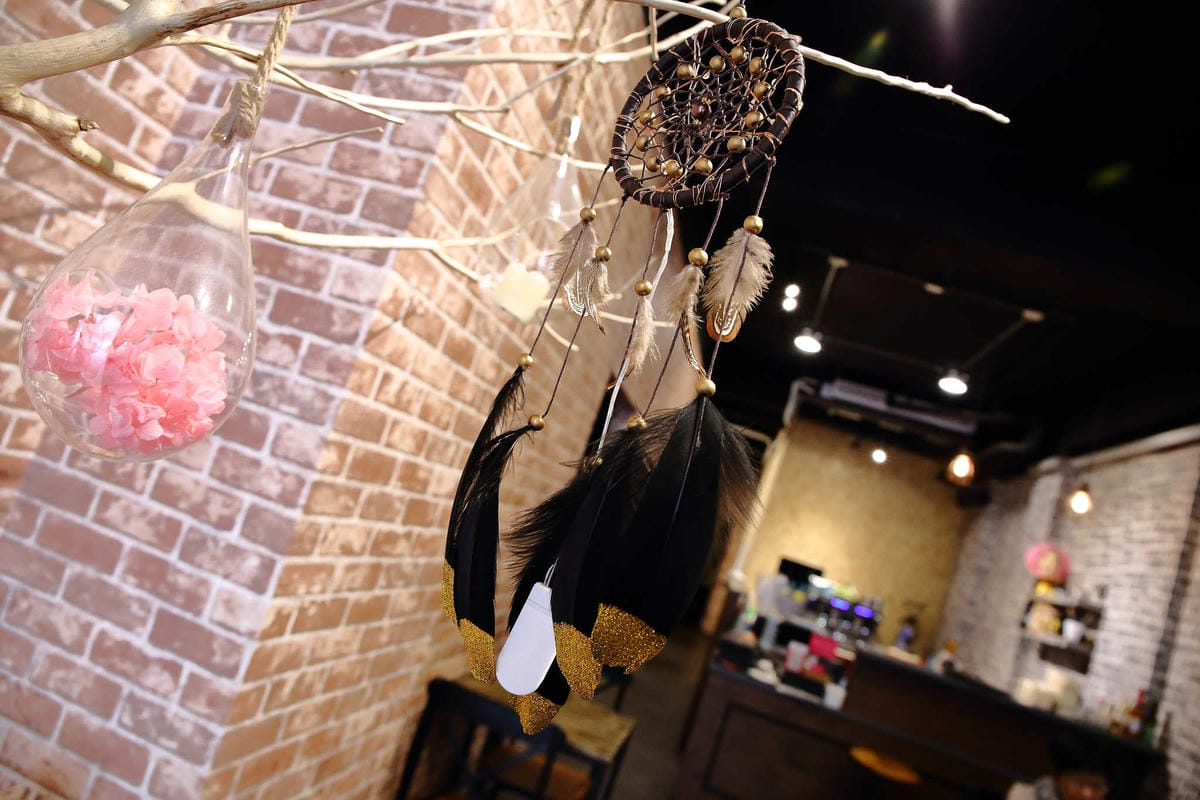 【食。桃園】SamCoffee山姆咖啡〜精緻手工甜點+療癒拉花，尋找工業風咖啡館，享受令人驚豔的美味！(已歇業)