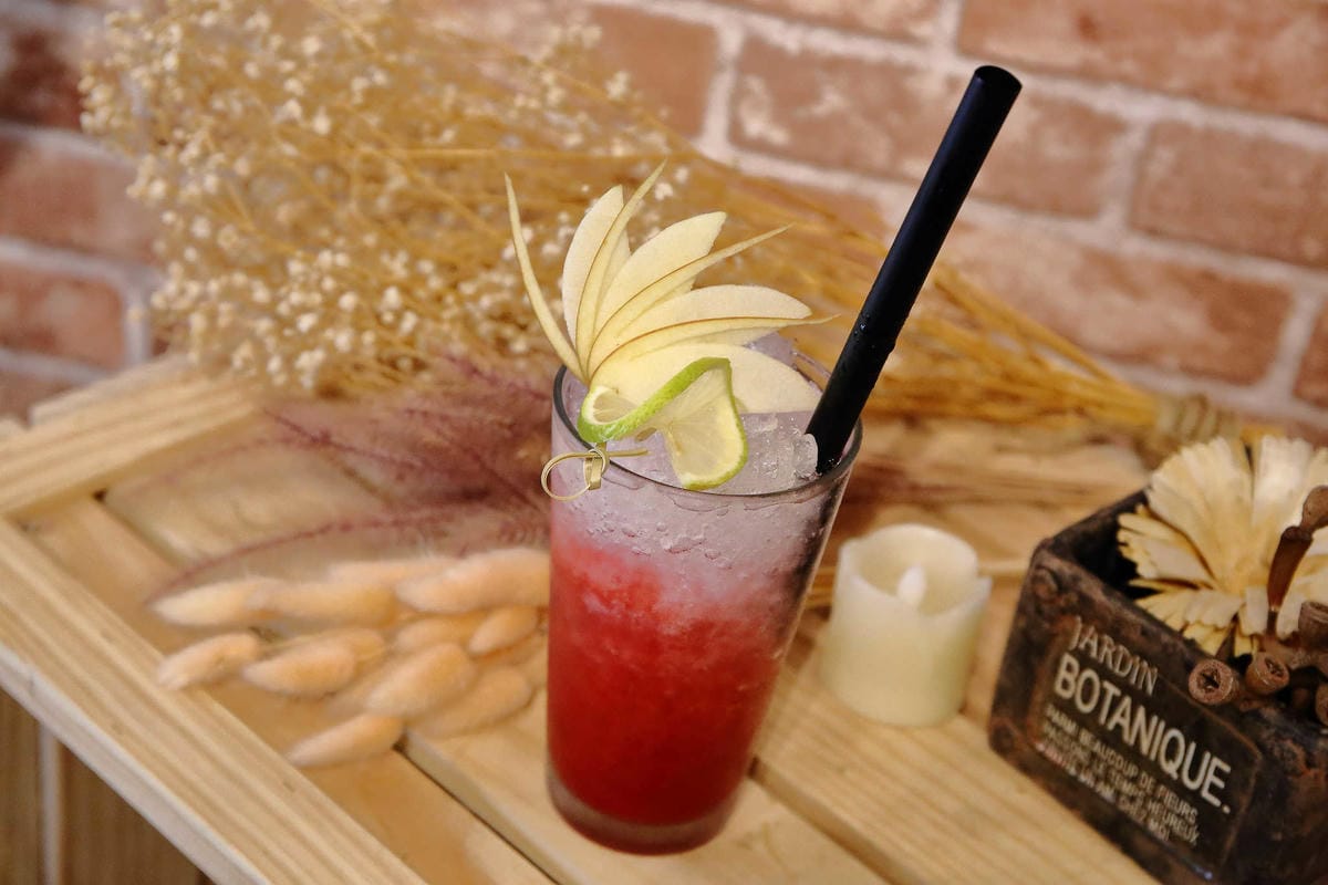 【食。桃園】SamCoffee山姆咖啡〜精緻手工甜點+療癒拉花，尋找工業風咖啡館，享受令人驚豔的美味！(已歇業)