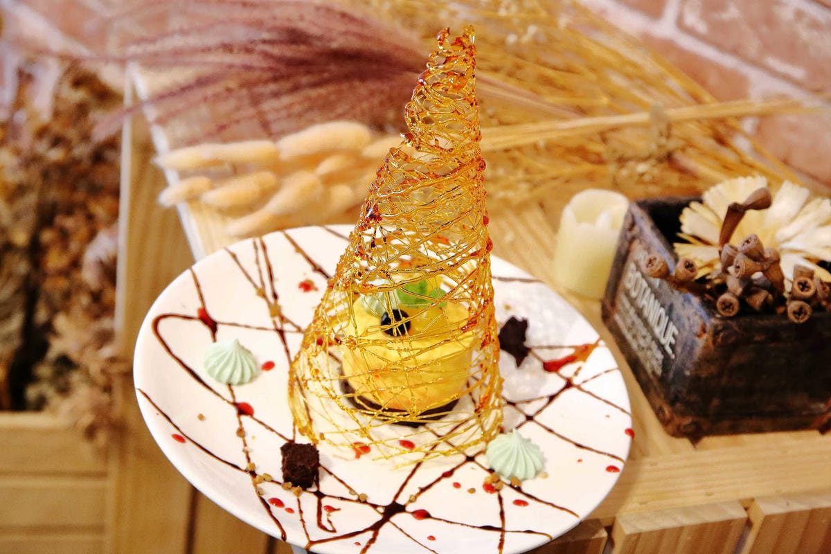 【食。桃園】SamCoffee山姆咖啡〜精緻手工甜點+療癒拉花，尋找工業風咖啡館，享受令人驚豔的美味！(已歇業)