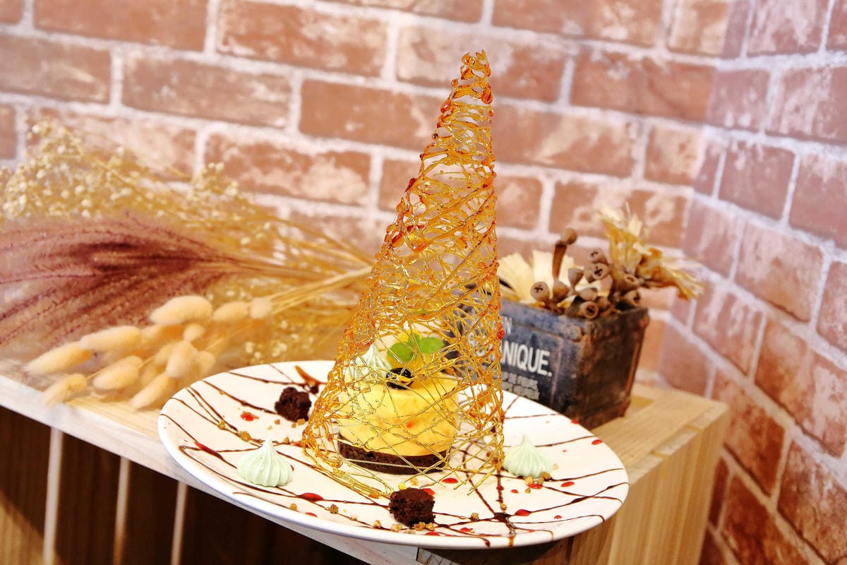 【食。桃園】SamCoffee山姆咖啡〜精緻手工甜點+療癒拉花，尋找工業風咖啡館，享受令人驚豔的美味！(已歇業)