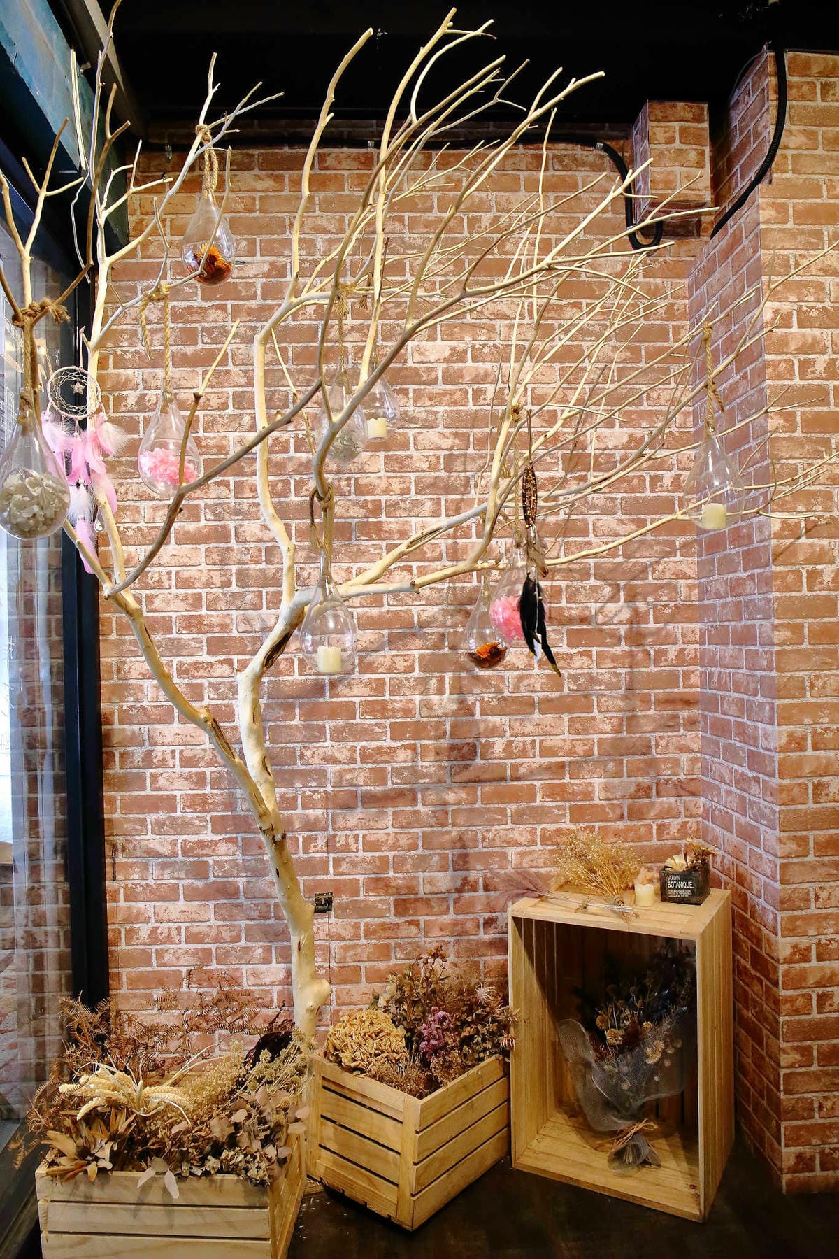 【食。桃園】SamCoffee山姆咖啡〜精緻手工甜點+療癒拉花，尋找工業風咖啡館，享受令人驚豔的美味！(已歇業)