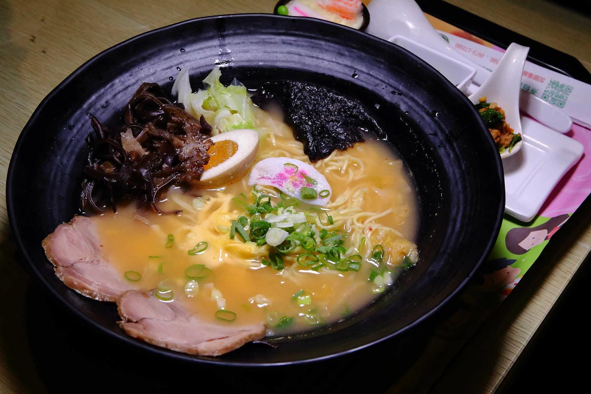 【食。永和】茶自點永和旗艦店〜56年級生記憶中的泡沫紅茶店，內行人才知道文青美食，餐點新選擇，包場包廂免費，聊天聚餐好所在！(已歇業)