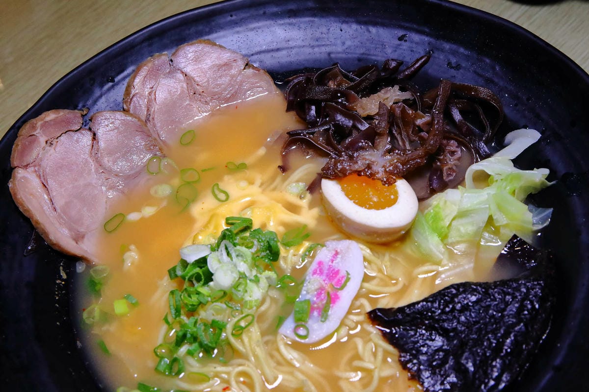 【食。永和】茶自點永和旗艦店〜56年級生記憶中的泡沫紅茶店，內行人才知道文青美食，餐點新選擇，包場包廂免費，聊天聚餐好所在！(已歇業)