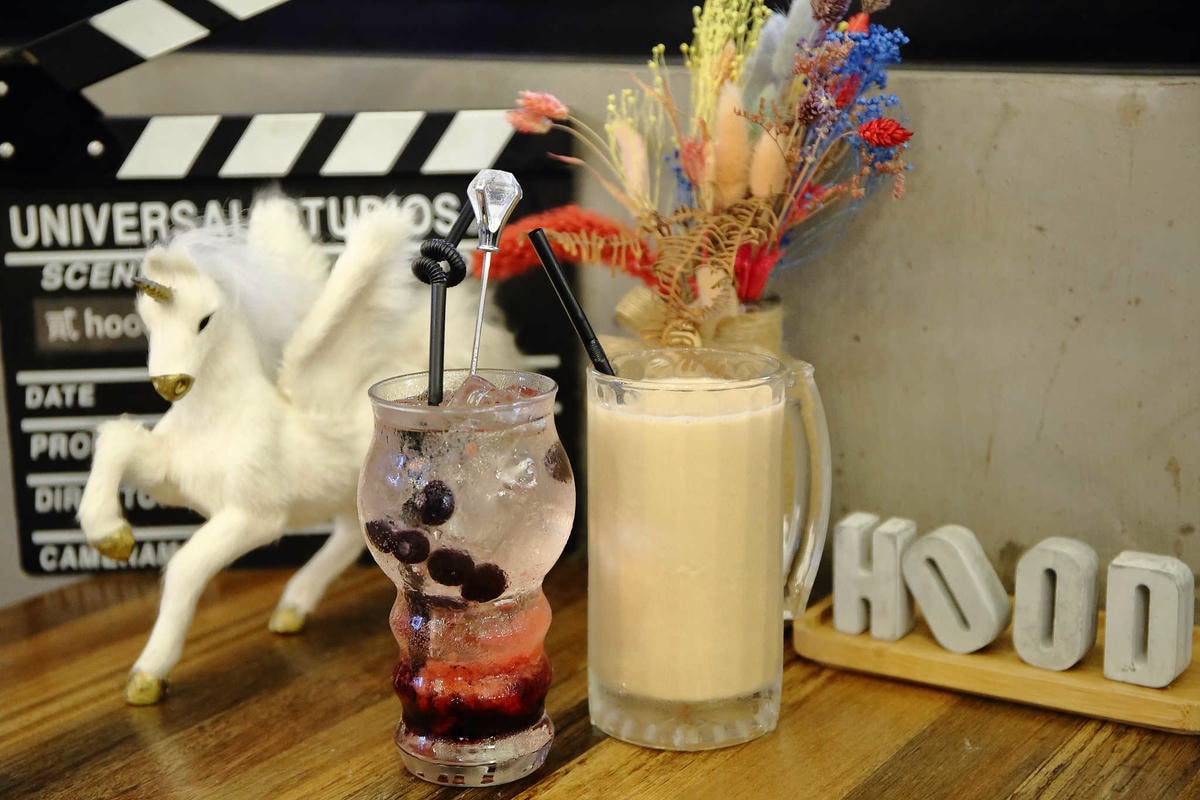 【食。中和】貳Hood.cafe’〜中永和早午餐推薦。被乾燥花包圍,一秒走進少女的夢幻國度,入口即化的舒芙蕾,療癒系甜點!