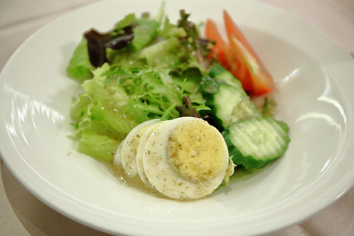 【首都牛排館】法式高級牛排竟然500有找?用餐宛若置身宮廷!(文末附吃喝玩樂APP/享樂神卡推薦)