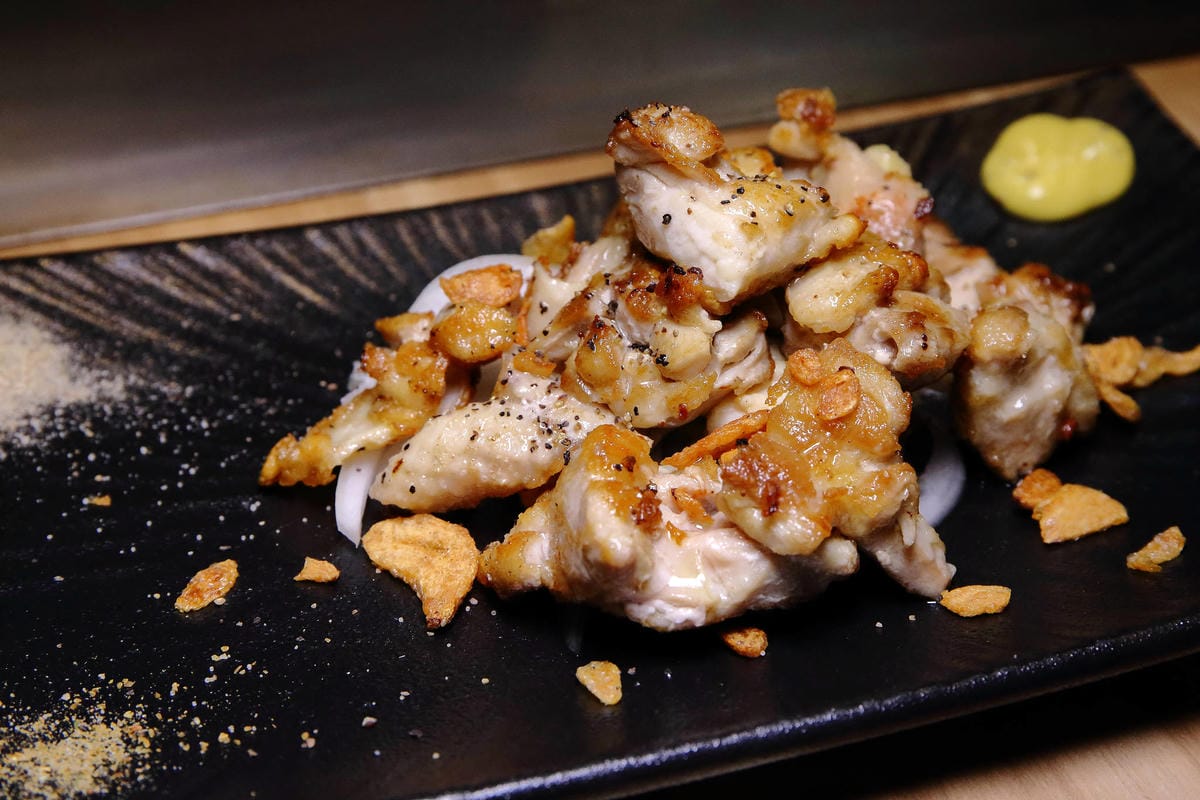 【食。中和】easy 鐵板料理．火鍋〜日式火鍋&鐵板燒，兩個願望一次滿足！高級鐵板燒料理卻平價又美味，自助吧/冰淇淋/飲品無限供應(已歇業)